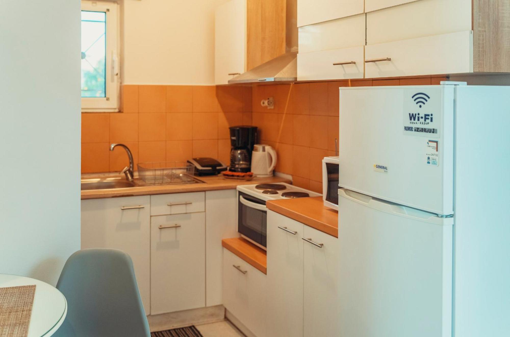 Crystal Cherry Apartment Preveza Luaran gambar